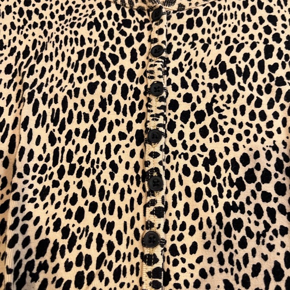 brandy melville leopard print button up zelly top small - Picture 5 of 9